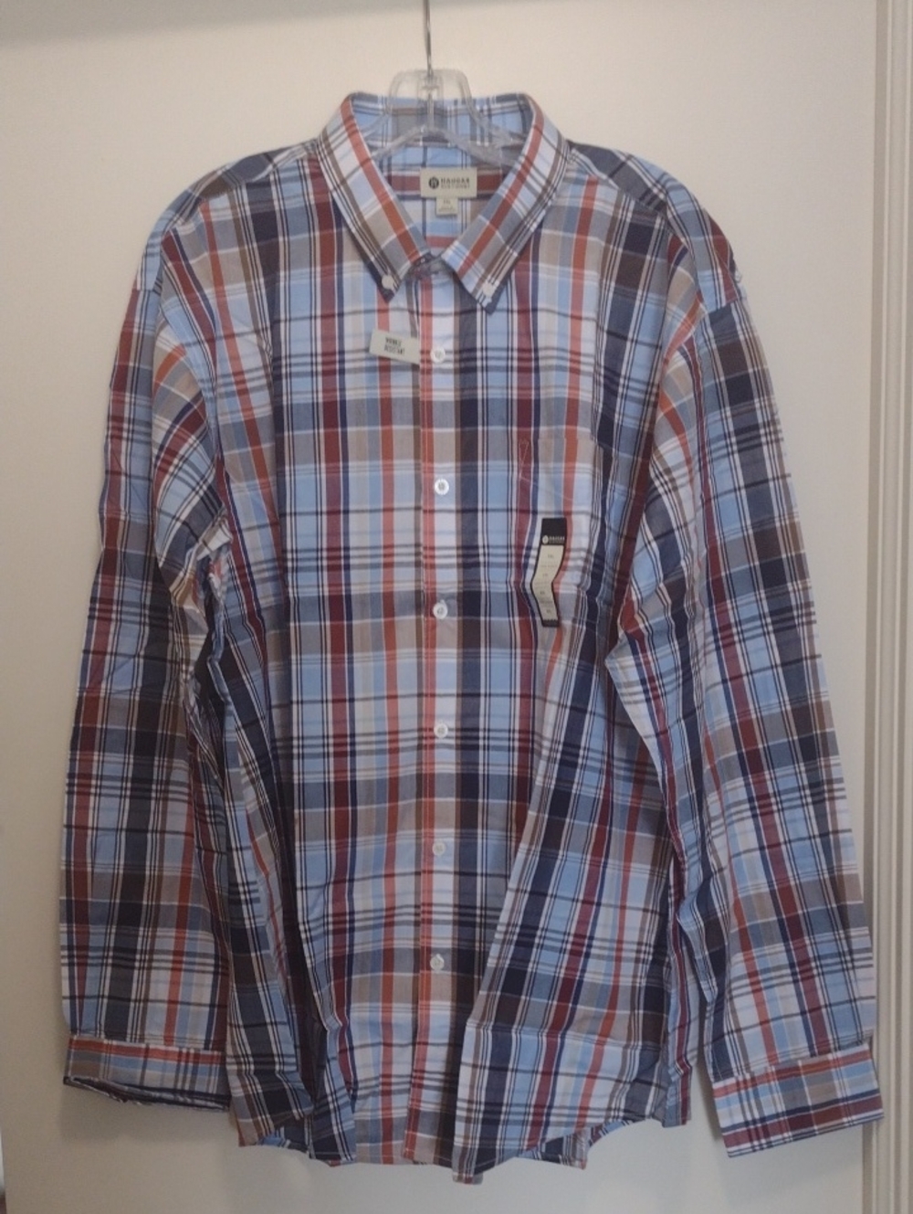 Haggar Men's Blue, White and Red Plaid Button-Down Shirt (J1296)